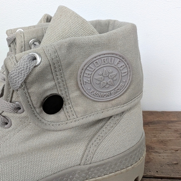 2/15$ Fake Palladium Women's Lace Up Boots - Beige Size 9 - Picture 2 of 7